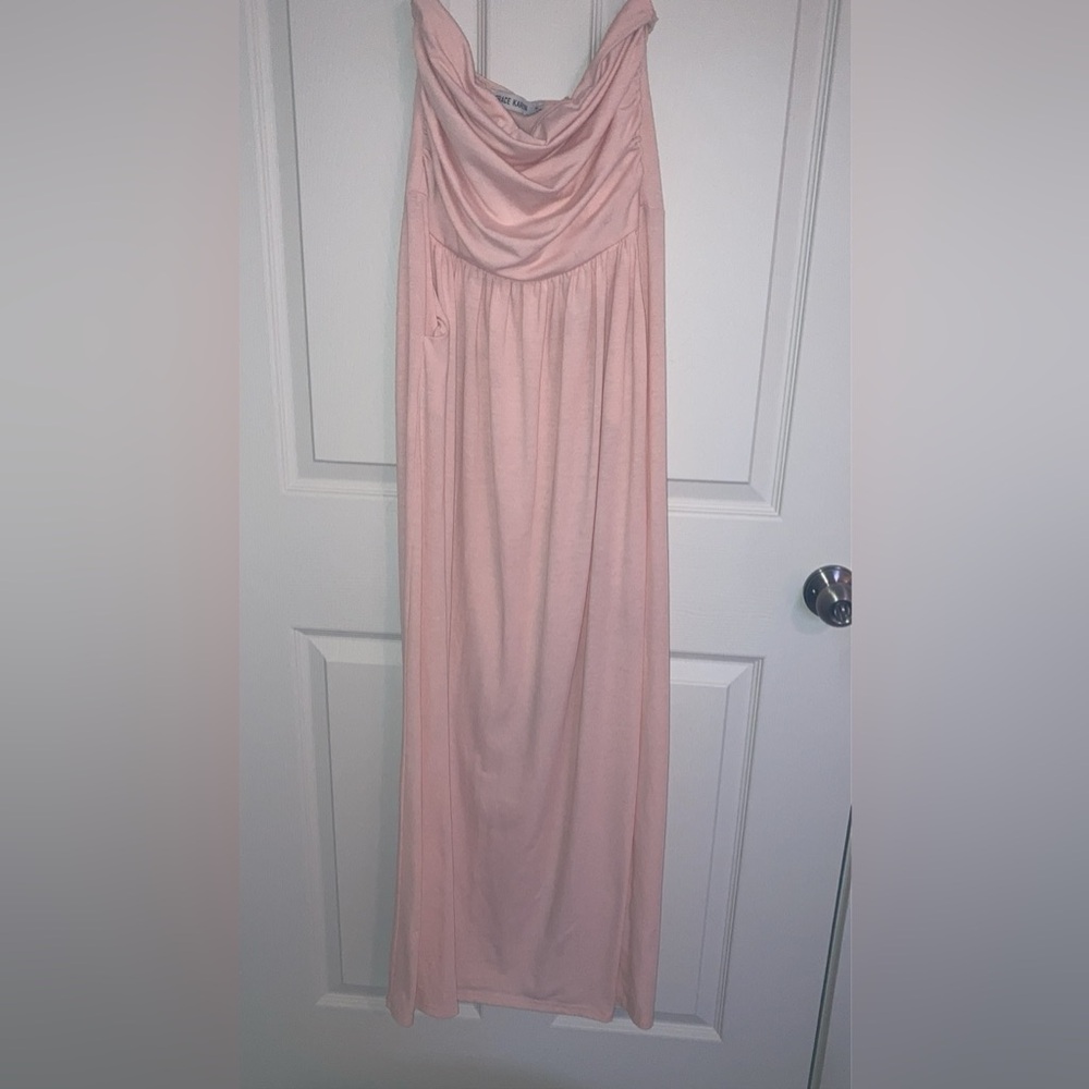 Long flowey baby pink dress